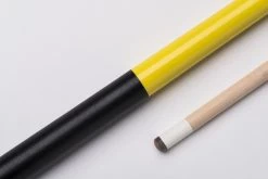 CUEL Code Yellow Billard-Queue Gelb Für Poolbillard, 2-teilig, Mit Vollholz-Oberteil, Leinen-Griffband, 3/8x10-Gewinde