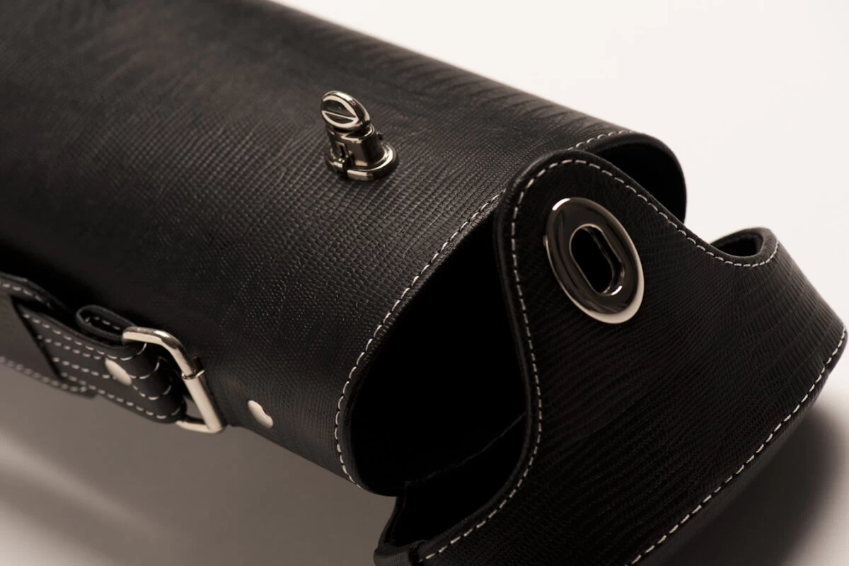 Cuel Billard-Köcher „Hustler Black 2/4“ Für Pool-Billard-Queues, Schwarz, Aus Feinem Kunstleder, Mit Drei Seitentaschen Für Billardzubehör – Bild 5