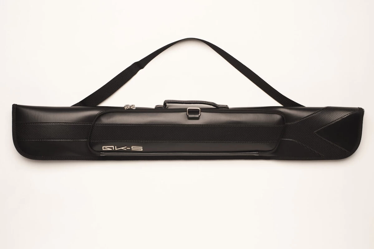 QK-S Billard-Tasche Archer 1/1 Für Pool-Billard-Queues, Aus Vinyl Und Nylon, Mit Schultergurt, Tragegriff Und Seitentasche Für Billardzubehör – Bild 2